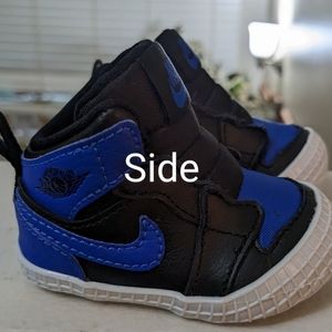 3-6 month Nike blue shoes